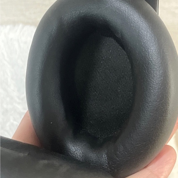 Beats by Dr. Dre Beats Studio Pro Wireless Noise Cancelling Black - Picture 7 of 7